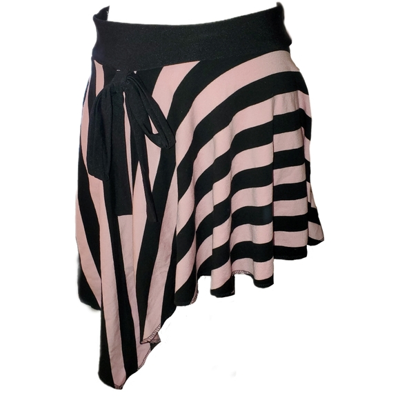 Y2k Asymmetrical Striped Mini Skirt - Picture 3 of 9